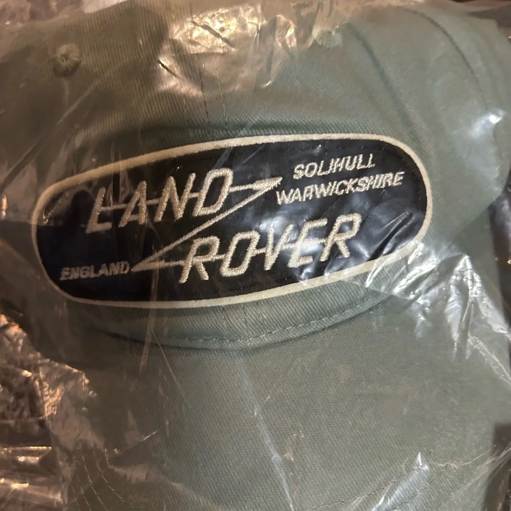 NEW Land Rover Green Baseball Cap with Logo - Picture 2 of 4